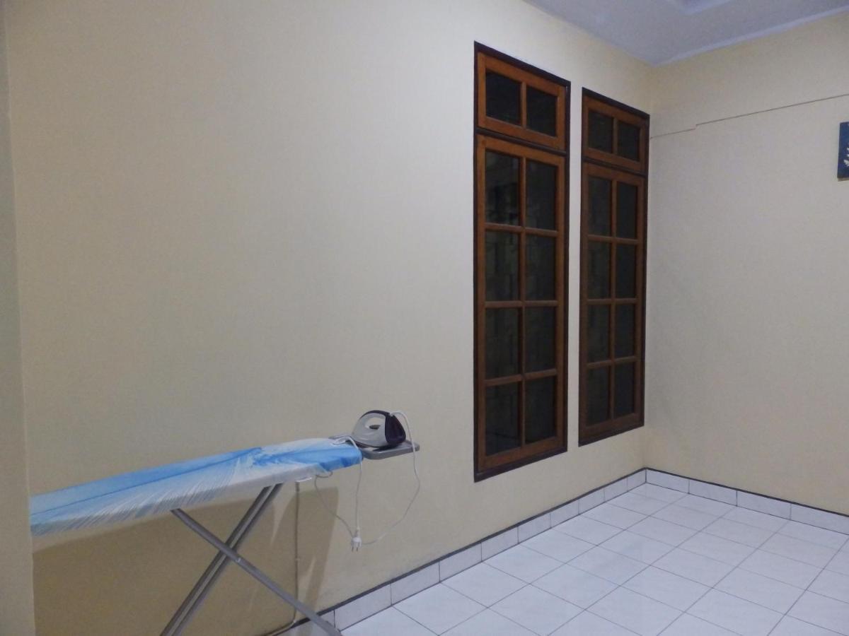 Bahari Family Hotel Bitung Exterior photo